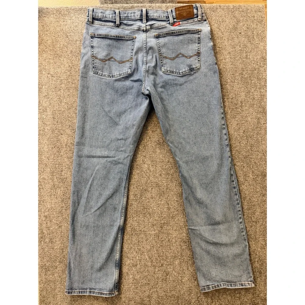 Wrangler Straight‎ Fit Mens Jeans 36x32 Light Wash Premium Denim Pants